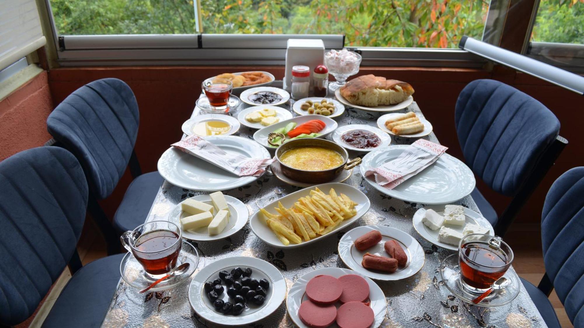 Yesil Vadi Restoran Ve Konaklama Artvin Exteriör bild